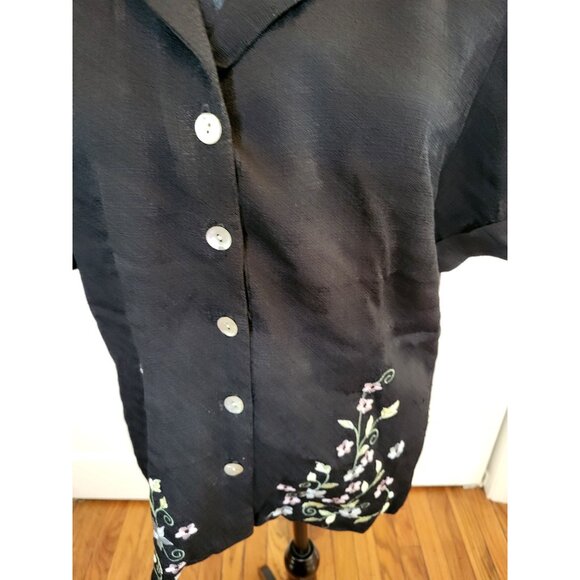 Vintage 90s/Y2K Black Floral Embroidered Button Up Shirt 16 Whimsygoth Cottage - Picture 3 of 8